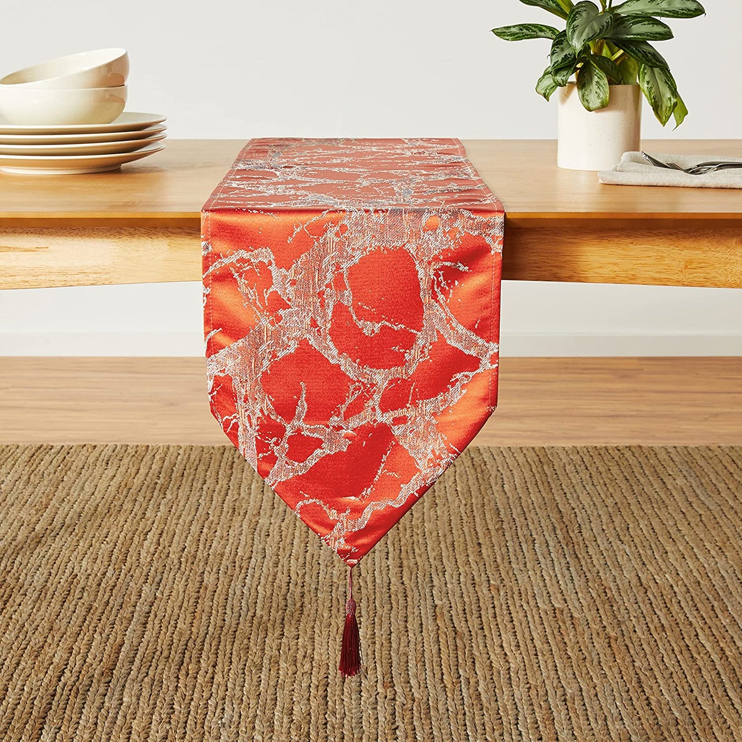 Cordova Abstract Marble Pattern Decorative Table Runner